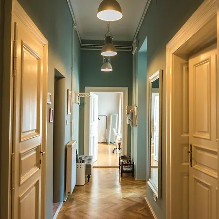 Apartment R38 - Artists Luxury Budapest