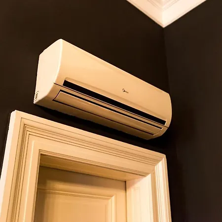 아파트 R38 - Artists Luxury *