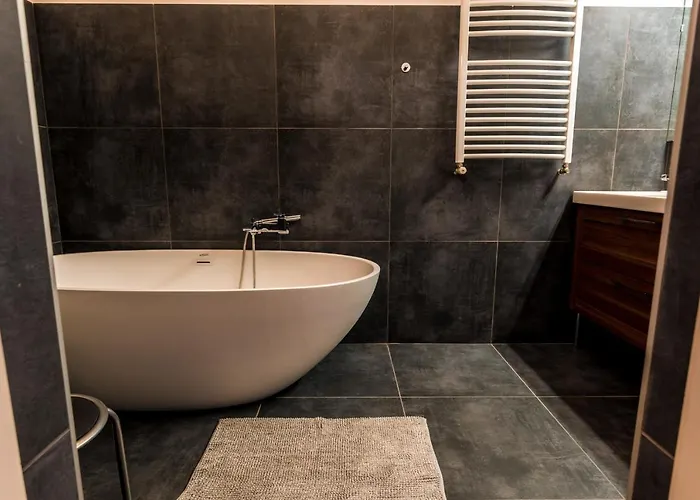R38 - Artists Luxury Appartement