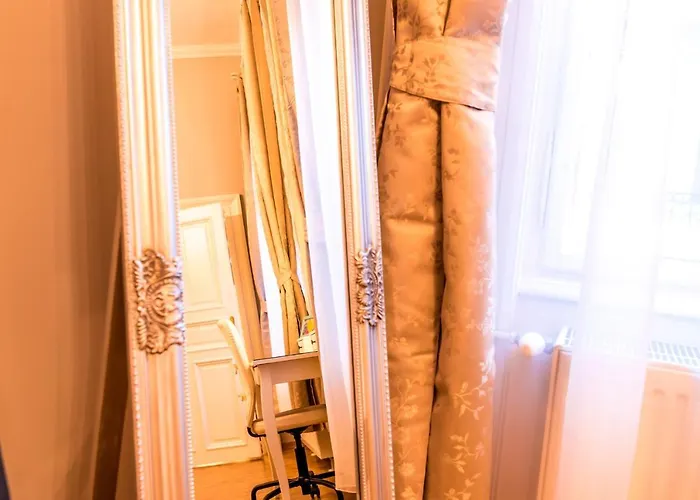 R38 - Artists Luxury Appartement *